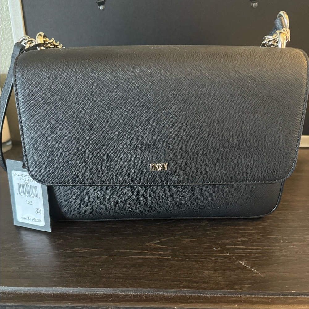 DKNY Elegant Black Crossbody Bag